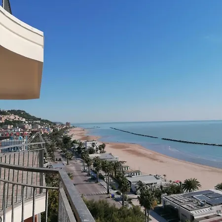 Attico Tutto Mare Grottammare